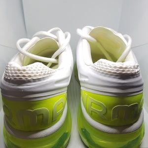 Nike Air Max 2013 Women White Silver Volt Size 8.5